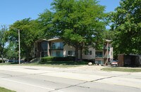 Atrium Gardens Apartments