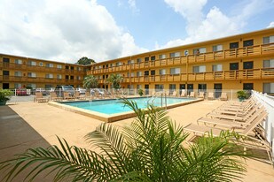 Campus Walk Apartments