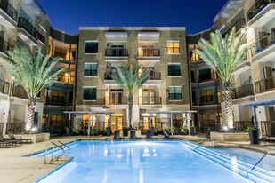 Camden Lamar Heights Apartments