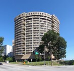 Hampton Plaza LLLP Apartments