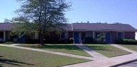 Cloverleaf Apartments