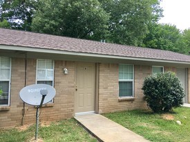 202 Liner St Longview TX Apartments