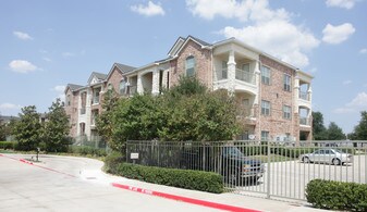 Fairmont at Fossil Creek Apartments