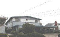 517 Stannage Ave Apartments