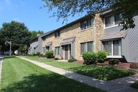 Woodbridge Bloomington I Apartments