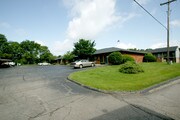 Lakeside Apartments