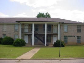 511 Blake St Texarkana TX Apartments