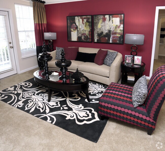 Castle Creek Apartments