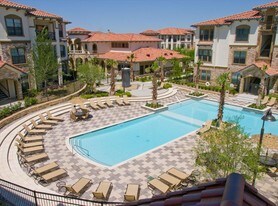 AMLI at La Villita Apartments