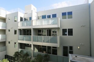 Chelsea Santa Monica Apartments