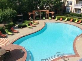 Peaks at Bells Ferry Apartments