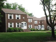 Olde Forge East Townhouses Apartments