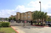 Clearwood Villas Apartments