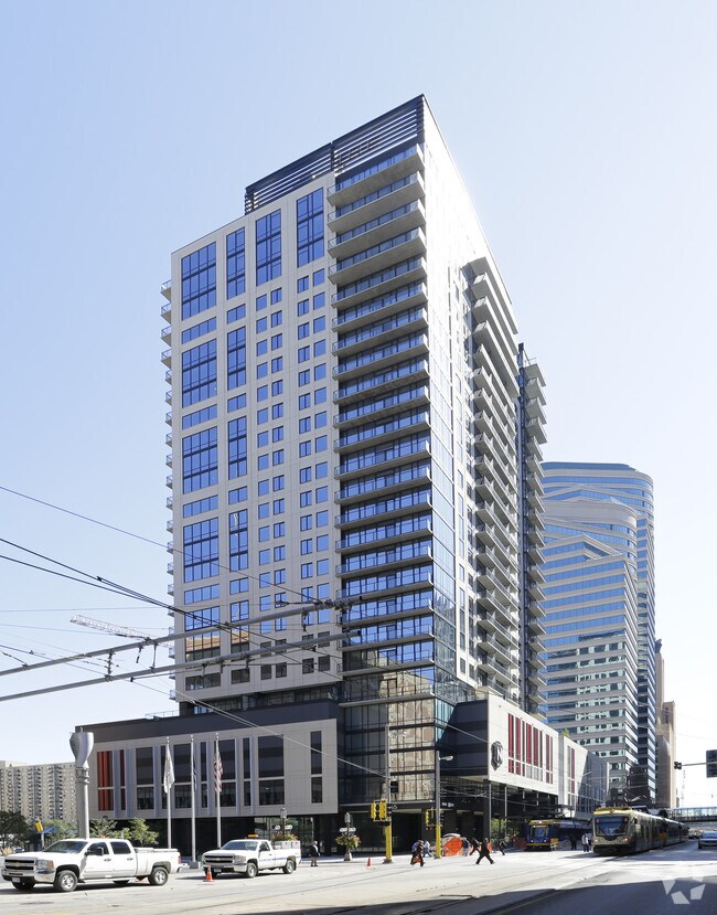 The Nic on 5th Apartments