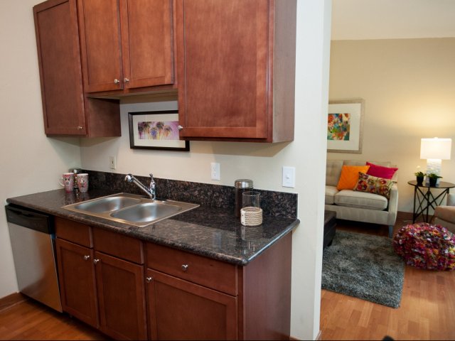 Lake Pointe Apartments