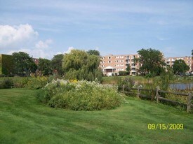 1640 Norwood Ave Itasca IL Apartments