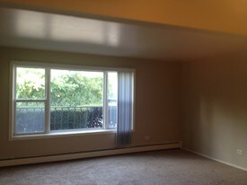9960 Nottingham Ave Chicago Ridge IL Apartments