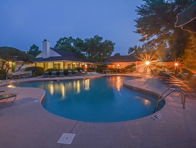 Middleton Cove Apartments