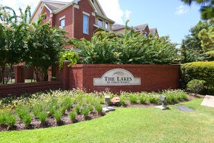 Lakes at Cinco Ranch Apartments