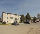 Hawthorne Club Apartments