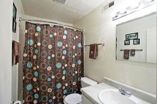 Mariners Village Apartments