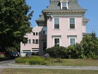 121 Pleasant St Apartments