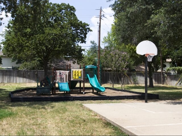 The Palisades at Bear Creek Apartment Homes Rentals