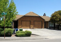 101 Bond Ave Apartments