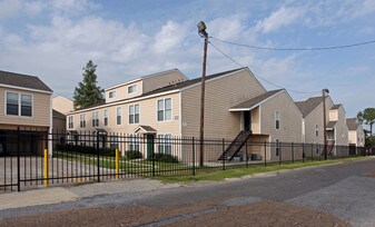 1117 Whitney Apartments