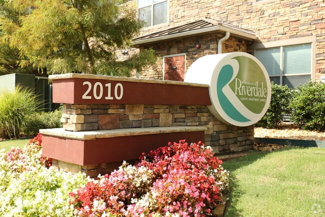Residences at Riverdale Apartments