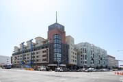 Wilshire La Brea Apartments