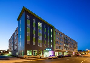Evolve Apartments at SIU