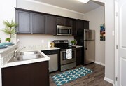 Creekside Townhomes Apartments