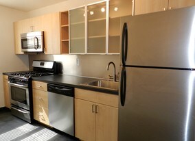 Korman Residential At Winchester Walk Apartments
