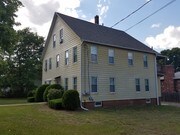 536 Britton St Chicopee MA Apartamentos
