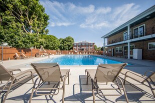 PRINCETON CROSSING Apartments