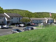 Squires Manor Apartments
