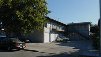 196 Gramercy Pl Apartments