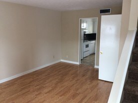 1630 Warrior Rd Anniston AL Apartments