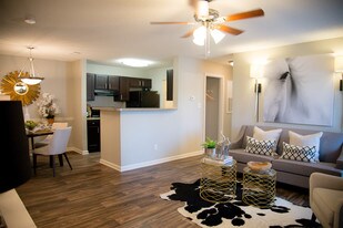 Parkside at Laurel West Apartments