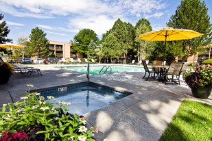 Summit Ridge Apartments