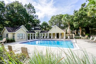 Crescent Ridge Apartments