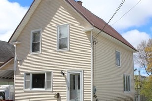 403 Fourth Street Old Town ME Apartments