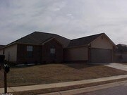 3 Bedroom Single-Family Home for Rent $1100