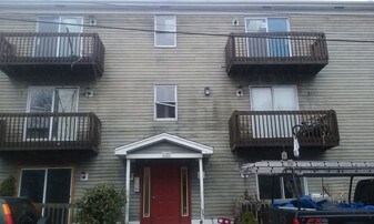 2 Eric Pl North Providence RI Apartments