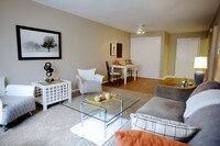 Etna Hamilton Apartments