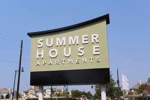 Summer House Apartments