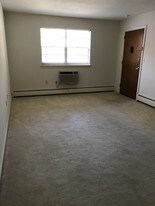 160 W Washington St Bristol CT Apartments