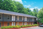 Willow Creek Apartments