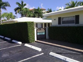 40 SE 19th Ave Deerfield Beach FL Apartments